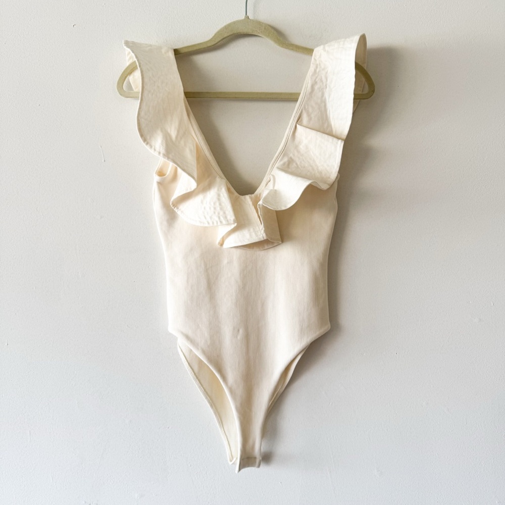 Zara Cream Ruffled Combination Bodysuit Size Large‎